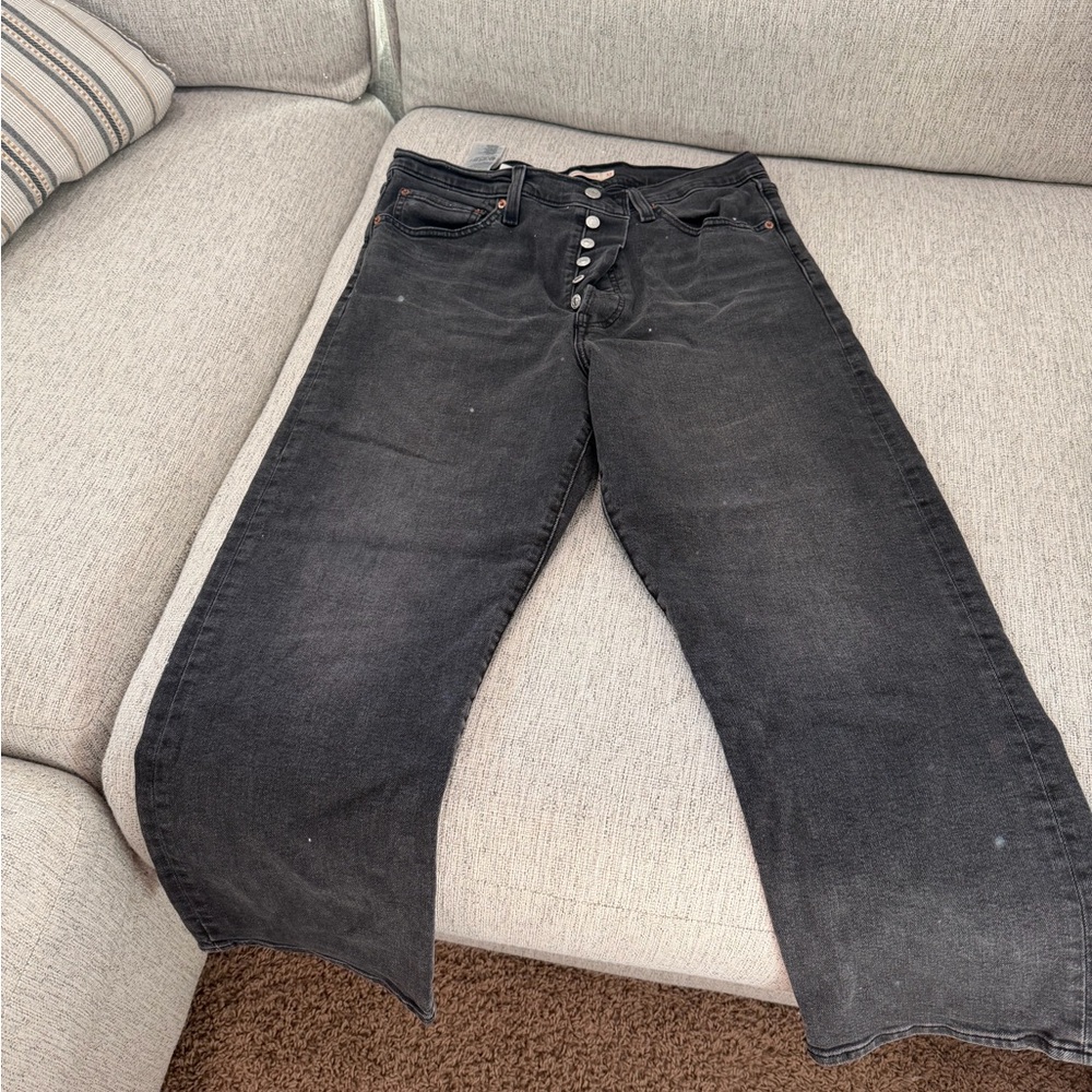 Levi's Women's Black Ankle Jeans